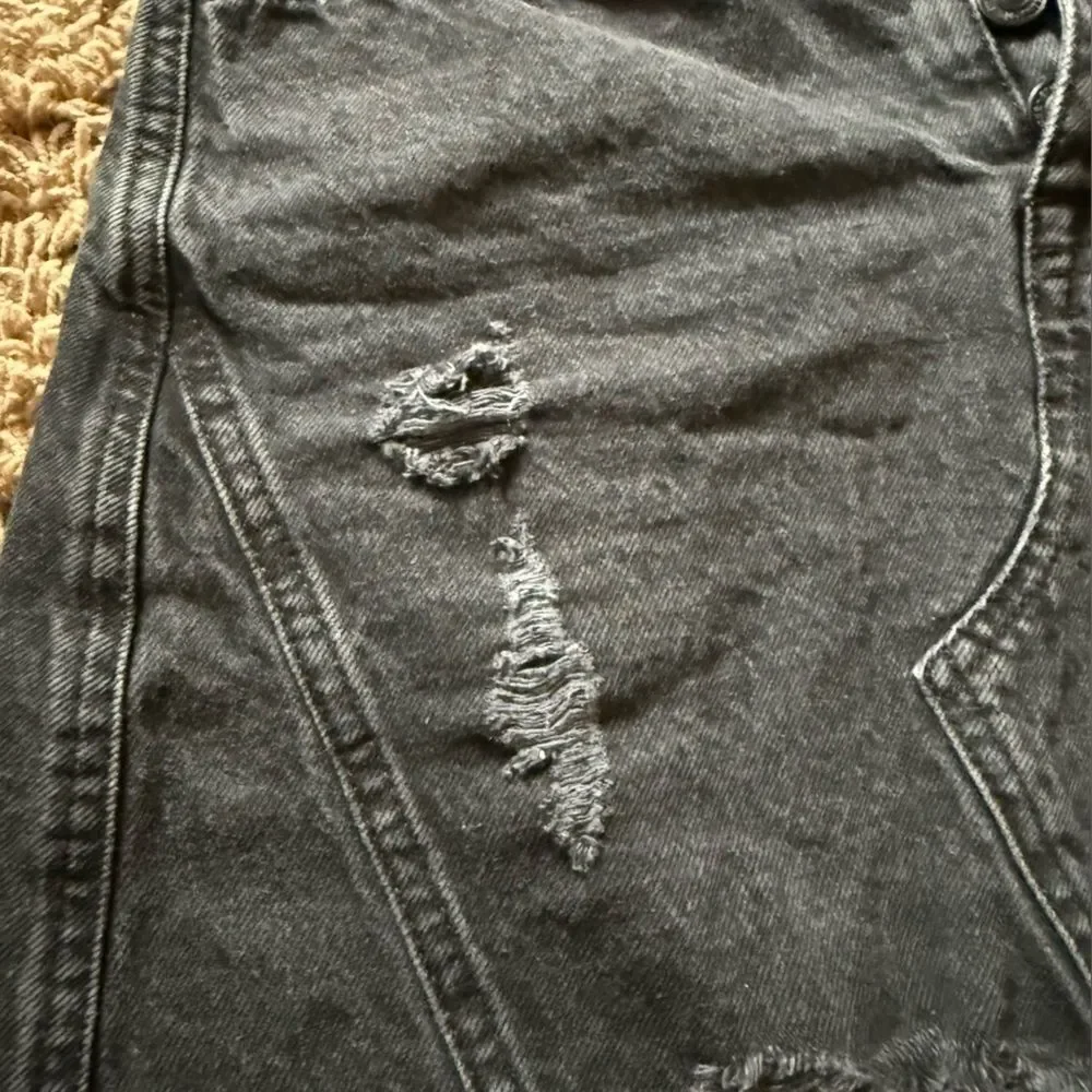 26 size We The Free Free People Black Denim Skirt Jean skirt distressed